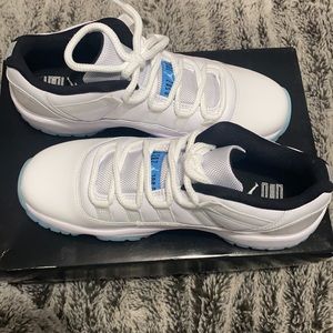 Jordan 11s Legend Blue Low 2021